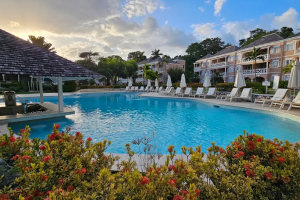 Couples Sans Souci Ocho Rios 01 600x400