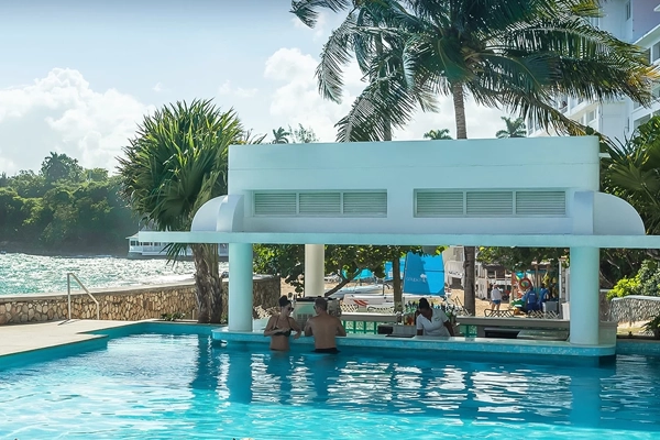 Couples Tower Isle - bar 600x400