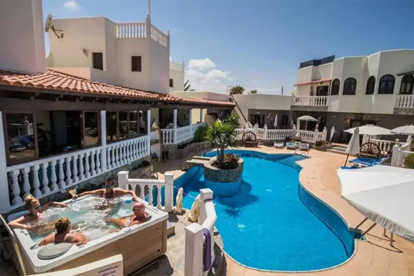 nude resort spain fuerteventura sun club 04 600x400