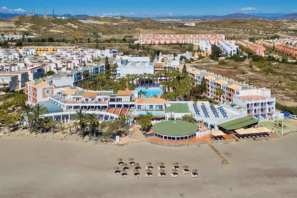 nude-resort-spain-vera-playa-best-beach 600x400 nude-resort-spain-vera-playa-best-beach 600x400